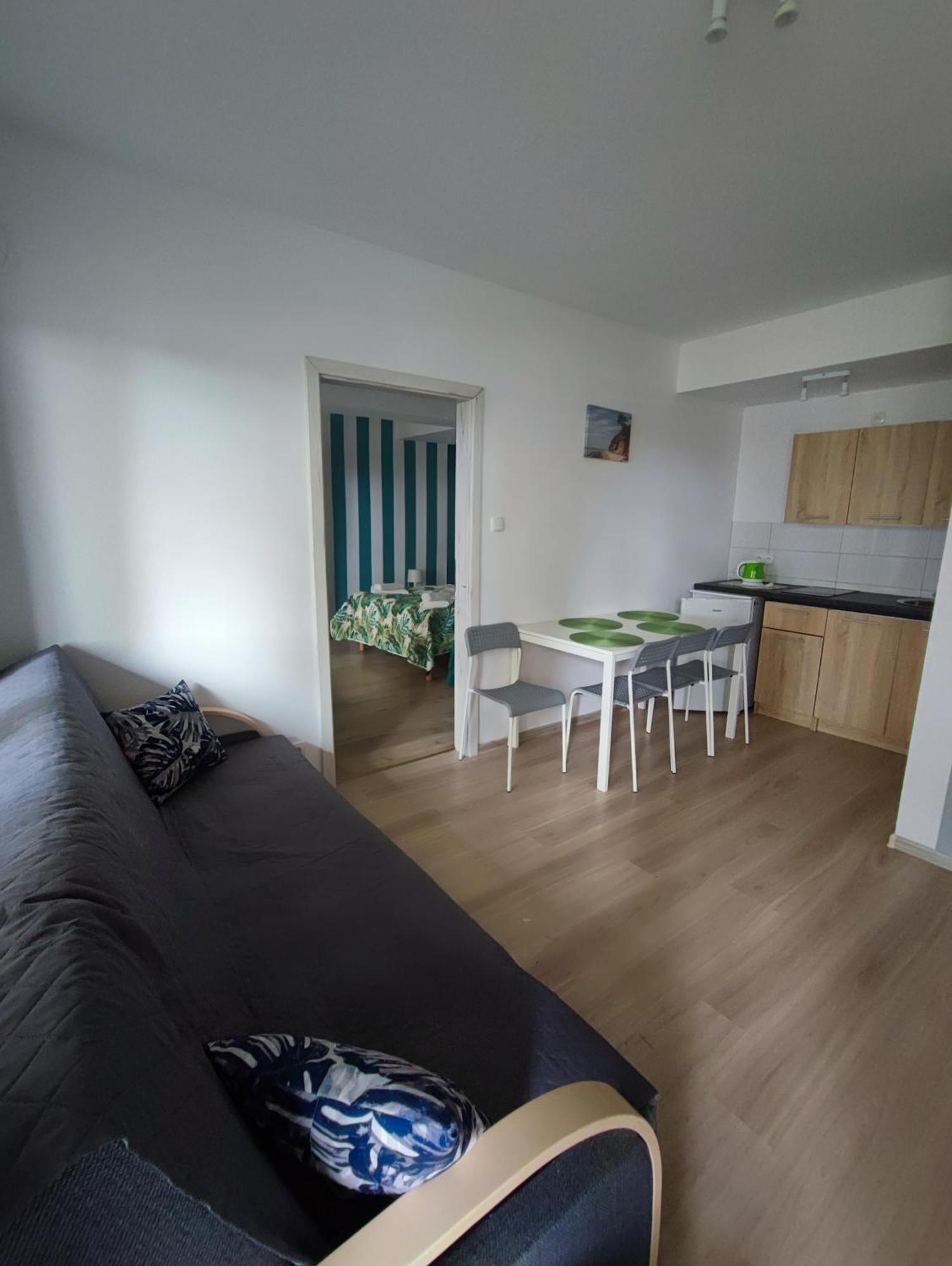 Apartamenty Poddabek- Basen Kryty, Sauna, Animacje Dla Dzieci , Malpi Gaj, Baseny Na Dachu Poddabie Luaran gambar