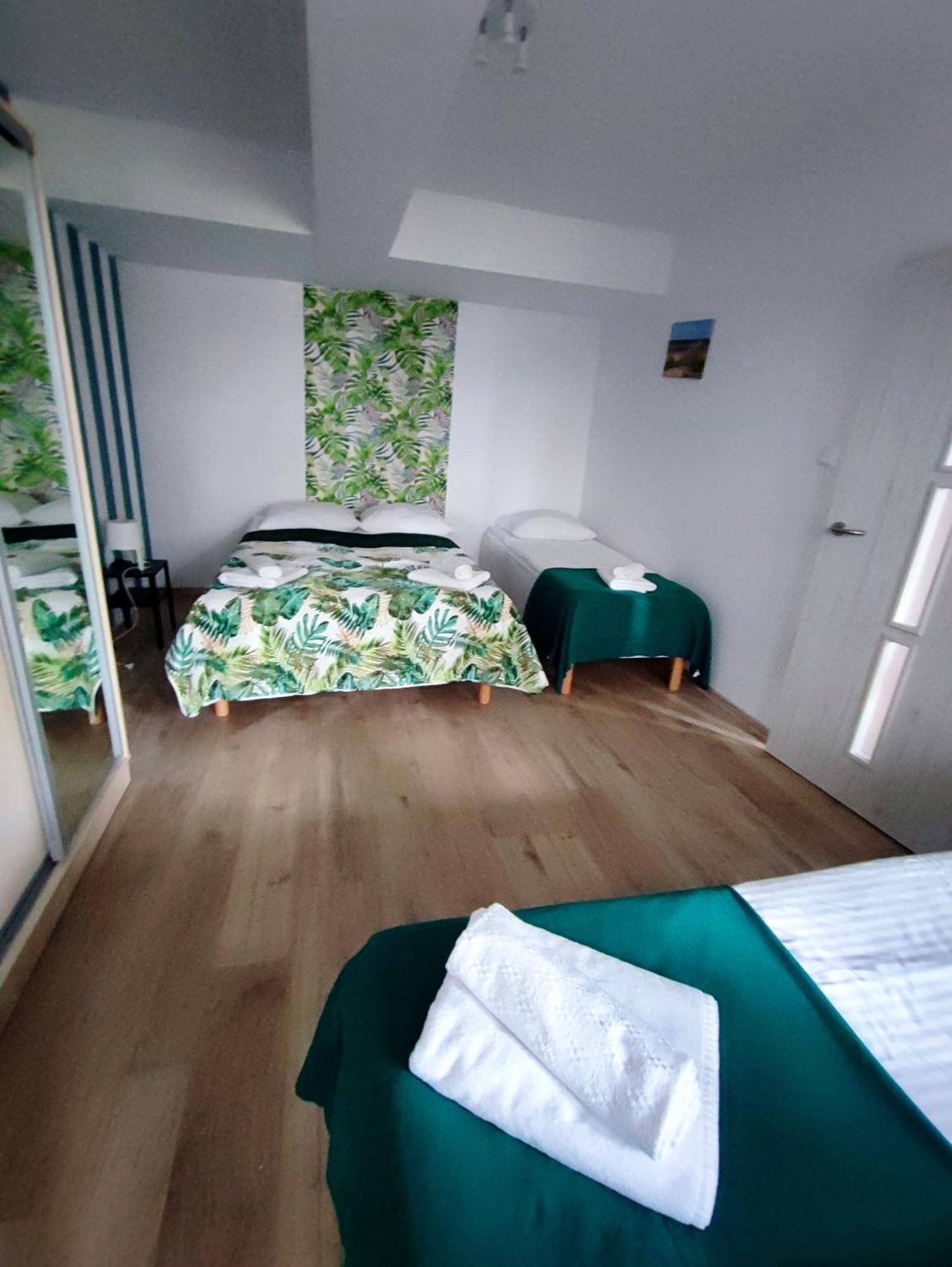 Apartamenty Poddabek- Basen Kryty, Sauna, Animacje Dla Dzieci , Malpi Gaj, Baseny Na Dachu Poddabie Luaran gambar