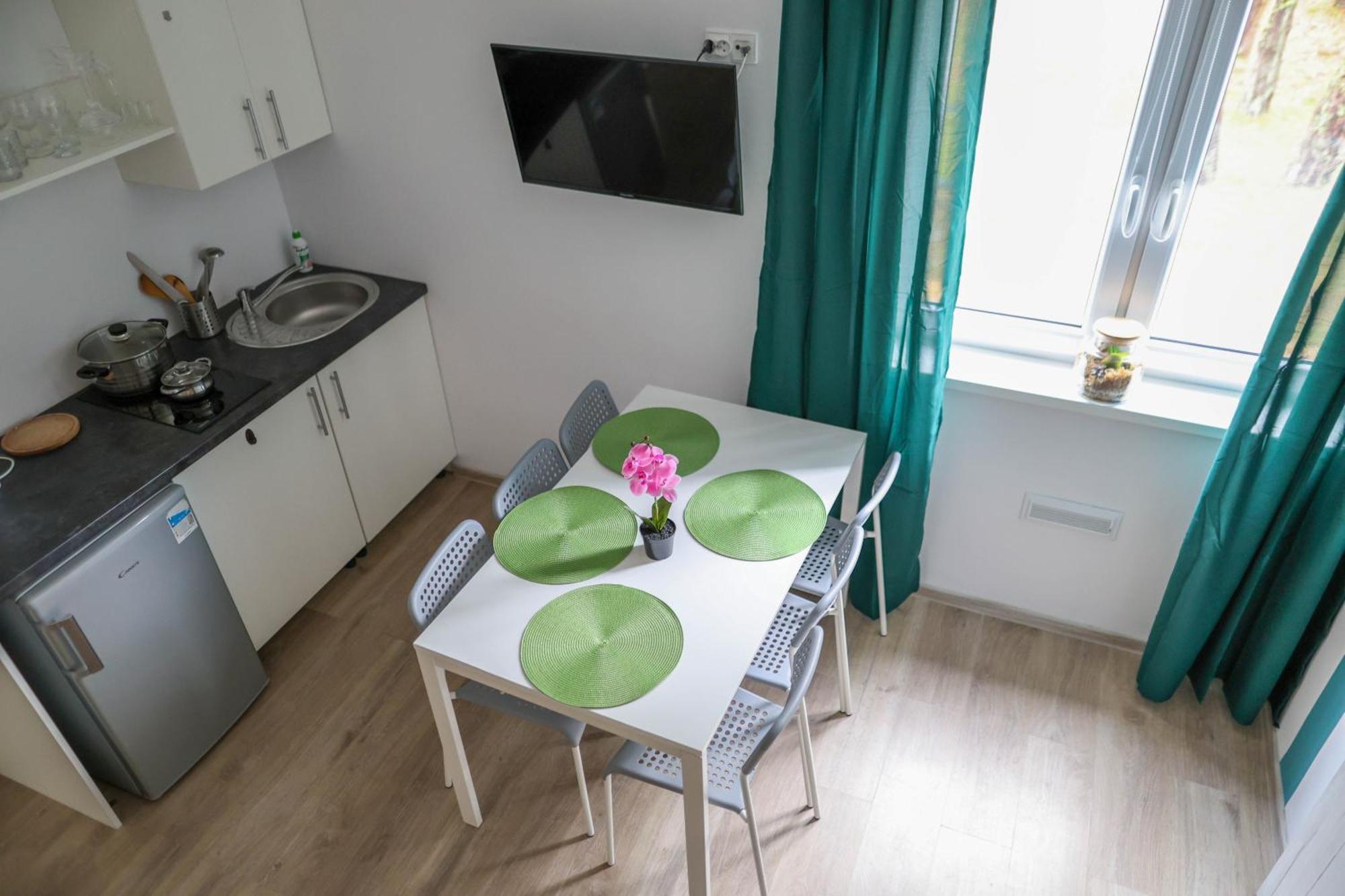 Apartamenty Poddabek- Basen Kryty, Sauna, Animacje Dla Dzieci , Malpi Gaj, Baseny Na Dachu Poddabie Luaran gambar