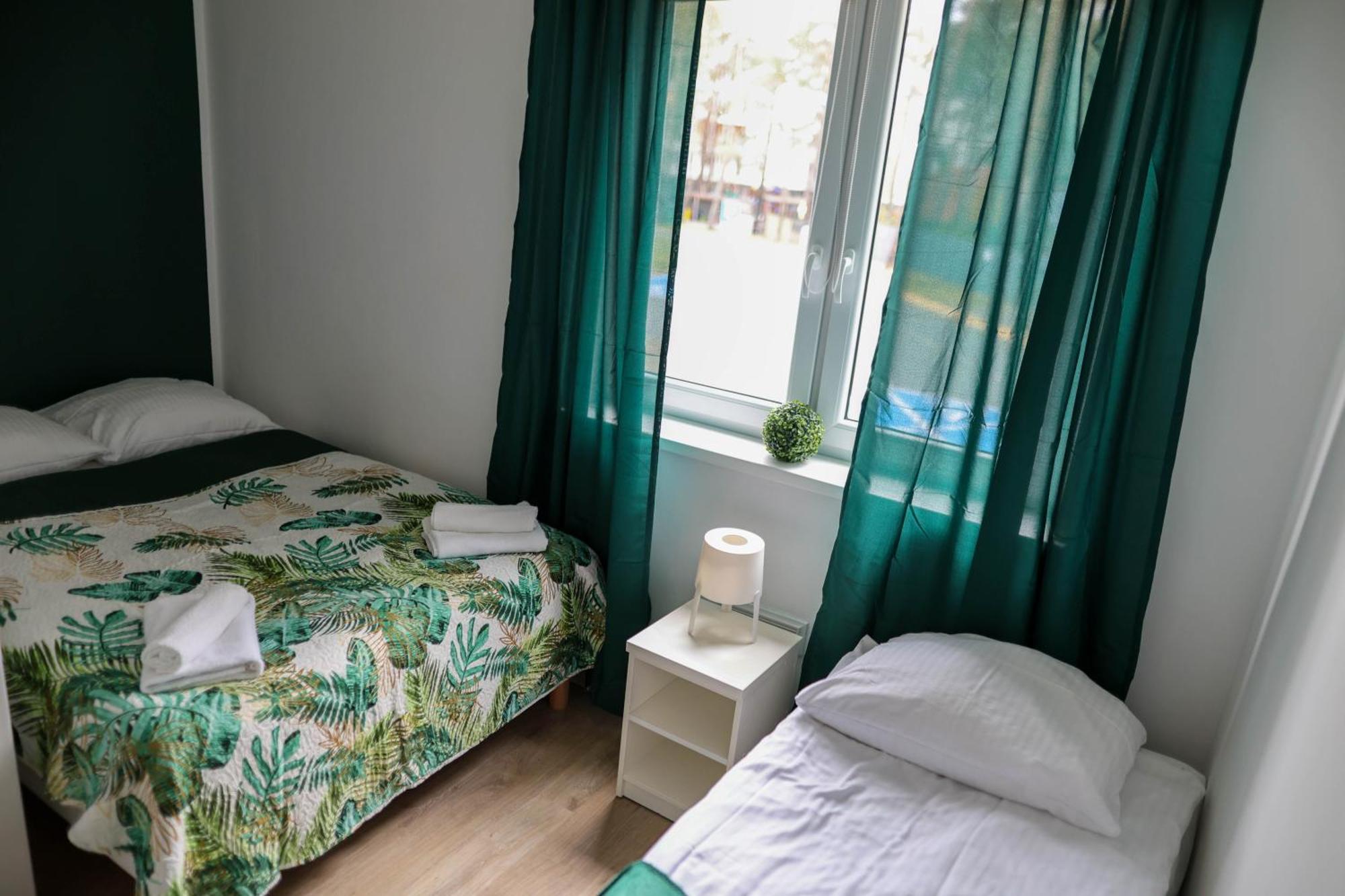 Apartamenty Poddabek- Basen Kryty, Sauna, Animacje Dla Dzieci , Malpi Gaj, Baseny Na Dachu Poddabie Luaran gambar