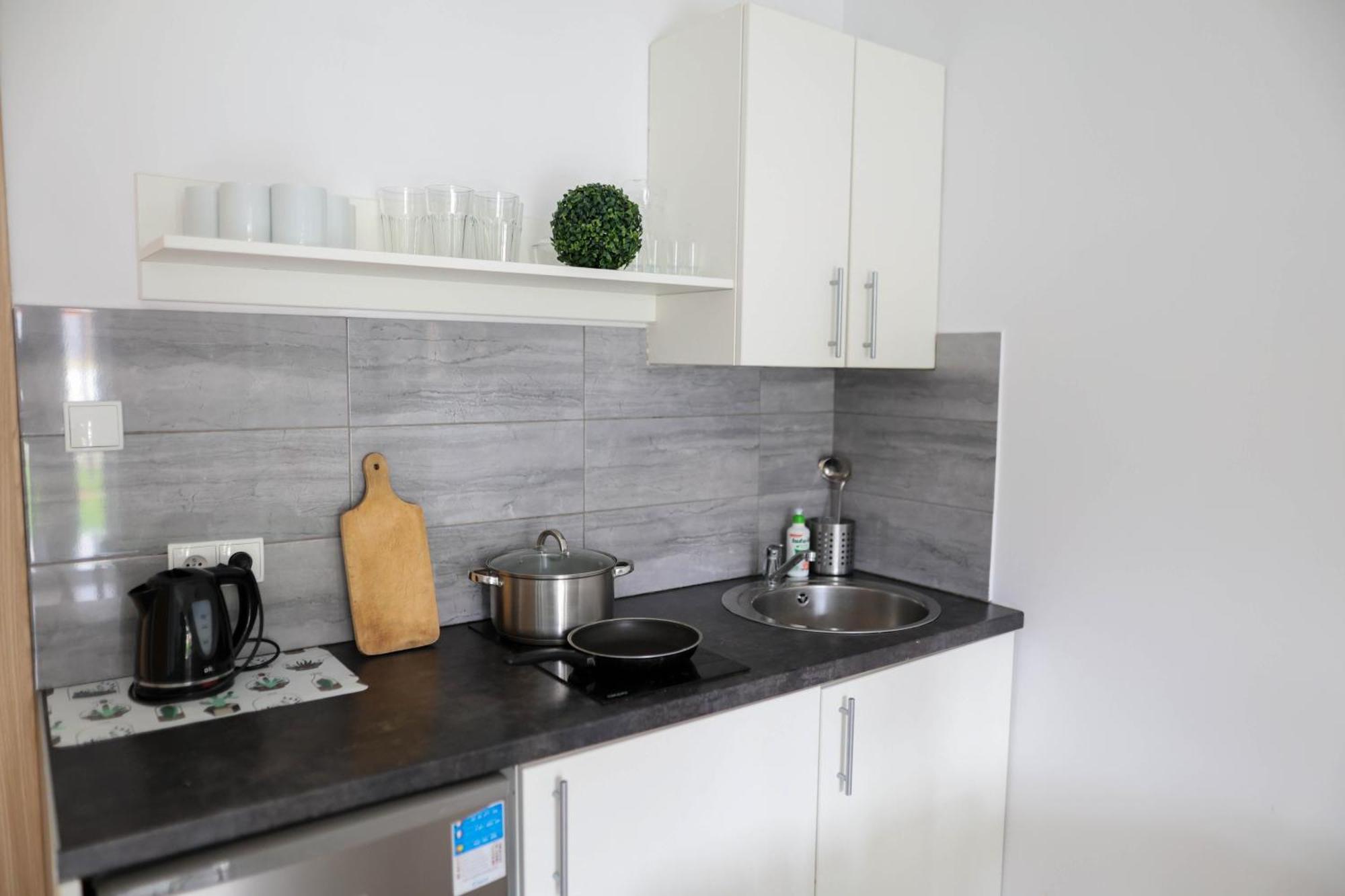 Apartamenty Poddabek- Basen Kryty, Sauna, Animacje Dla Dzieci , Malpi Gaj, Baseny Na Dachu Poddabie Luaran gambar